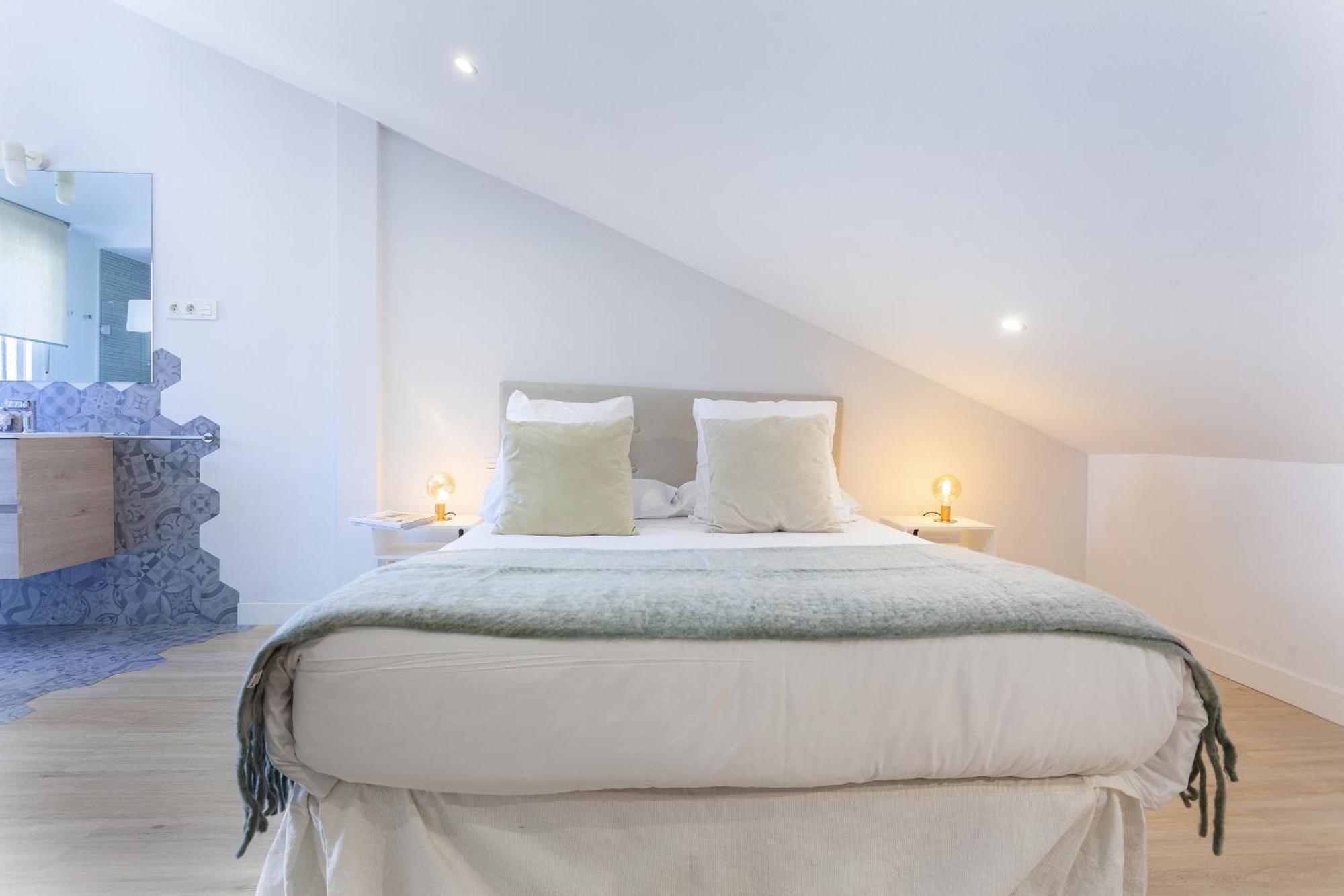 Apartamento Malasana Terrace En Madrid Bagian luar foto