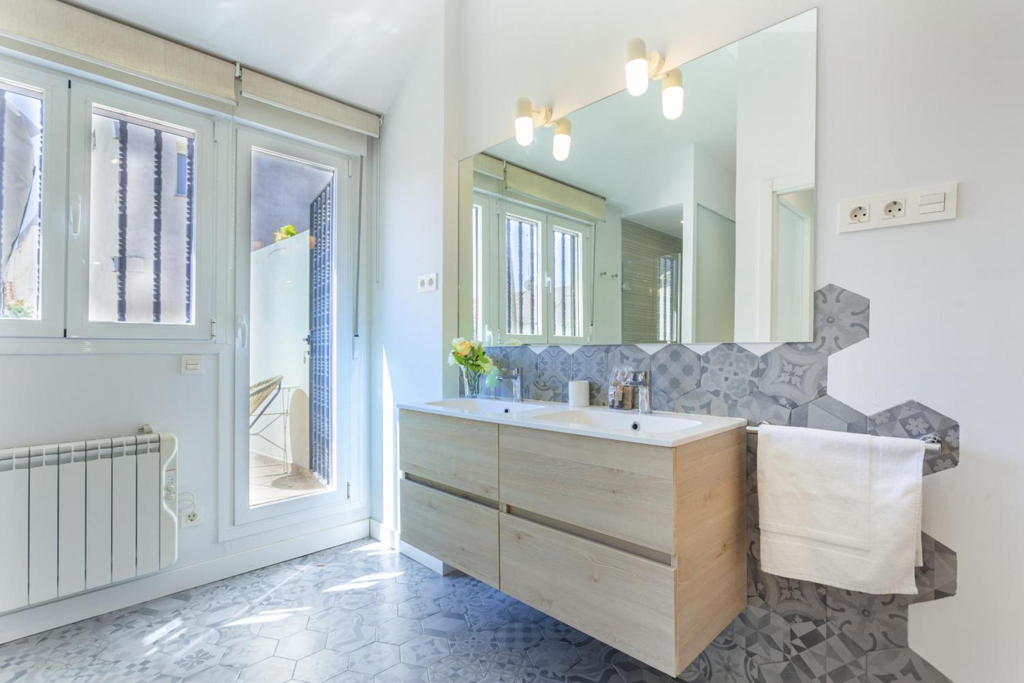 Apartamento Malasana Terrace En Madrid Bagian luar foto